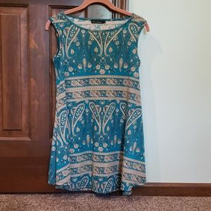 Veranee Green printed tunic top size small